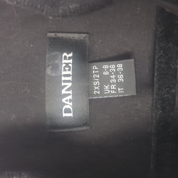 Leather vest - Picture 4 of 5